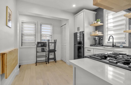 Allen Park House | Private Luxury Tiny Home