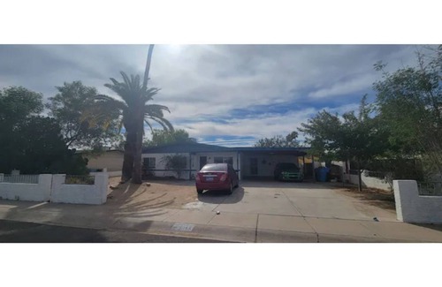 North Mountain House | Private Master Suite - IN-ROOM MASSAGE AVAILABLE! - PETS OK