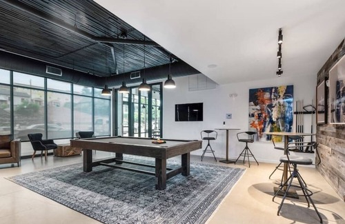 New Tacoma Apartment | Private Modern 1BR/1BA - For Short or Long Stays