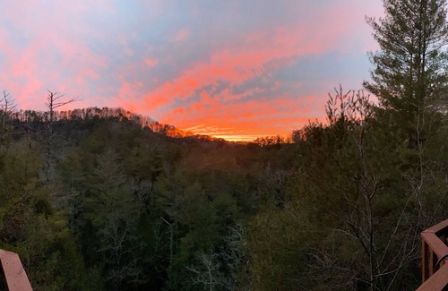 Jasper Cabin | Private Mountain View cabin on 5 acres, great patio with creek below back patio.