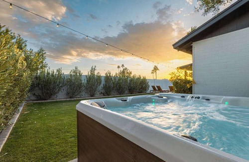 Norma Estates Villa | Private Oasis, Pool, Hot Tub, Patio, Near Shopping