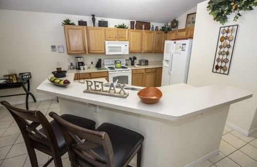 Highgate Park House | Private Pool and Spa - Gated Community - Free Wi-Fi - Close to Disney - Legacy Park