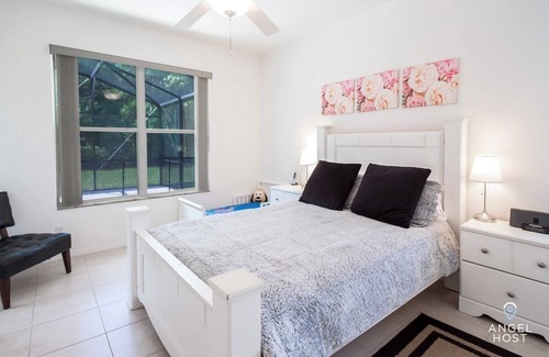 Crystal Cove Villa | Private Pool + Game Room | Fun Resort Activities!