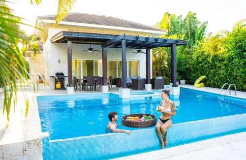 Playa Bibijagua Villa | Private Punta Cana Villa with Pool & Golf View
