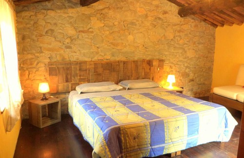 Borgo a Mozzano Resort | Private room ∙ 3 guests