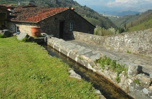 Borgo a Mozzano Resort | Private room ∙ 3 guests