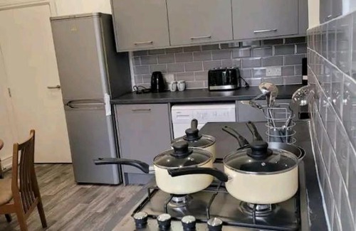 Burnley House | Private Room Ensuite L4 Burnley city