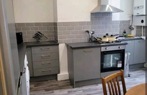 Burnley House | Private Room Ensuite L4 Burnley city