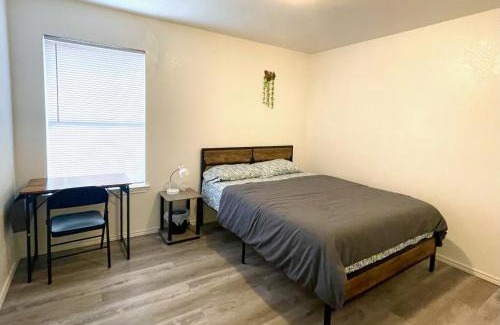 Dallas House | Private room in Dallas59