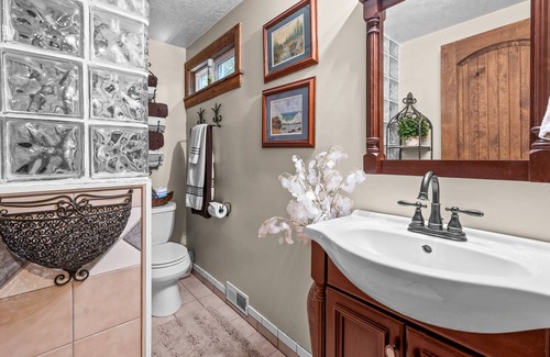 Snowbird Cabin | Private Ski/vacation cabin in canyon forest below ski resorts!