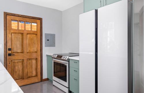 La Mesa House | Private Studio in La Mesa with Lawn