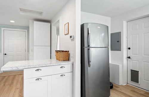 Bellingham Cottage | Private Studio Retreat: Modern Amenities, Natural Beauty in Bellingham Expanse