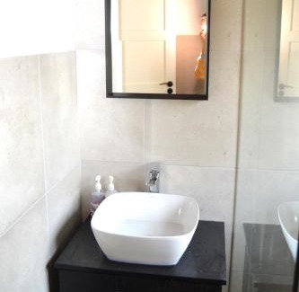 Somerset West Bed & Breakfast | Private Studio with Kitchenette