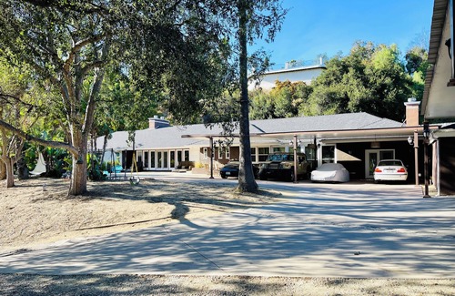 Encino House | Private StudioStyle Big Estate Oasis City Mountain Views Pool HugeDeck WomenOnly