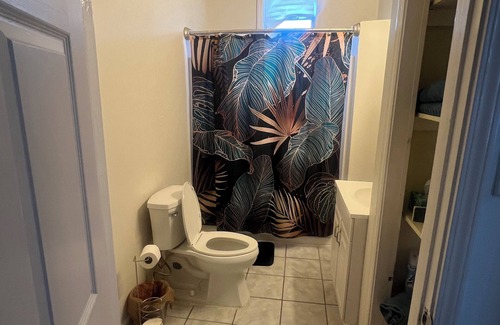 Seventh Ward Bed & Breakfast | Private Suite- Located near Gentilly and Downtown