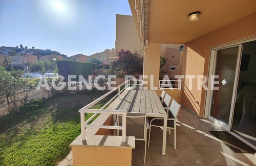 Peniscola Ski Chalet | Private villa with barbecue, 3 bedrooms, 2 bathrooms, common swimming pool with jacuzzi