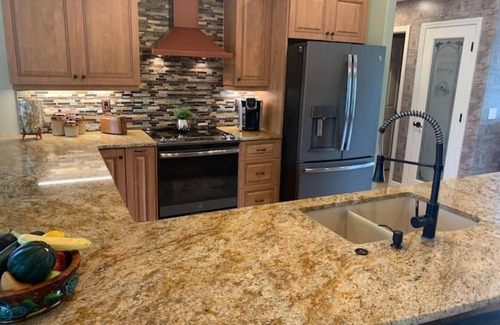 Port Charlotte House | Private waterfront 3 bdrm home with heated salt water pool. Stunning!