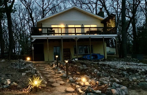 Baldwin Cottage | Private Waterfront - Basford & Big Star Lake