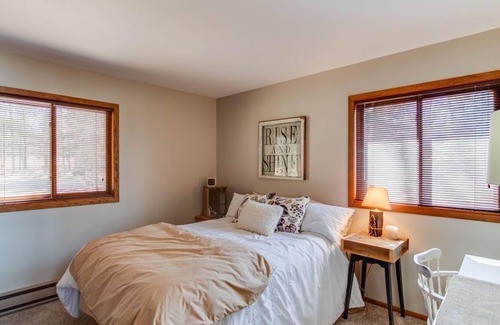 Bemidji Cabin | Private Waterfront Cabin on Lake Plantagenet