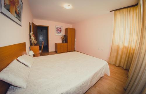 Elenite Apartment | Privillege Fort Noks Beach Apartments