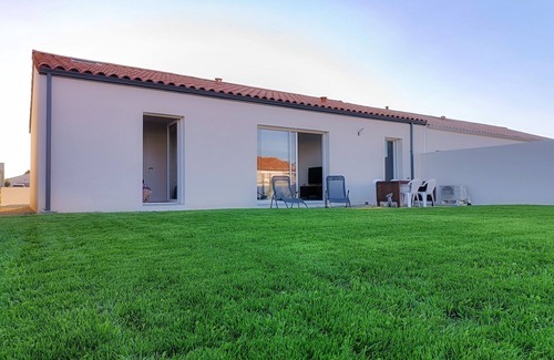 Longeville-sur-Mer House | Proche de la Plage, Maison Individuelle Récente, Idéal Pour les Familles