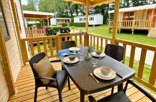 Touquin House | Proche Disney & Paris | Camping 4* avec piscine