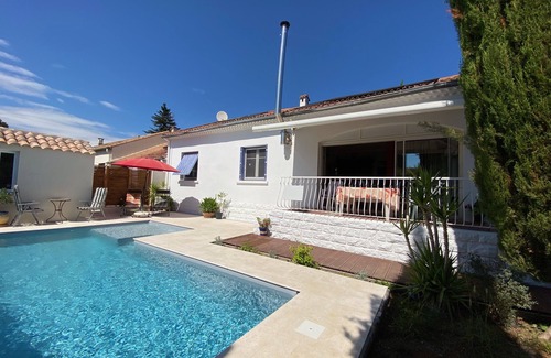 Jacou Villa | PROMO ETE Quiet villa with pool and wooded garden near the sea.
