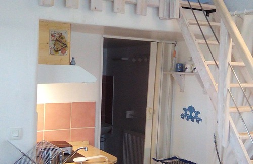 Osses Apartment | Promotion for this charming cottage in a property with swimming pool.