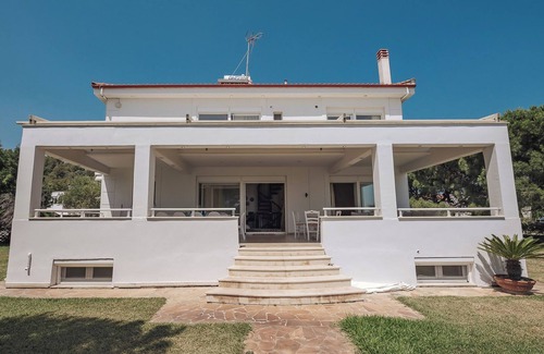 Toroni Villa | Proteus Beach Front Villa, Toroni