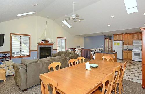 Sussex County House | Proximity to the Beach | Spacious 6BR | Deck