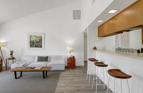 Palm Desert House | PS712 - Lake Fairway - Meredith Lodging