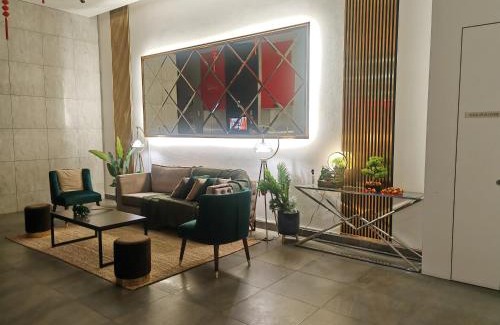 Puchong Apartment | Puchong HELLO KITTY Fully Air-Con Suite 47130 Puchong Selangor