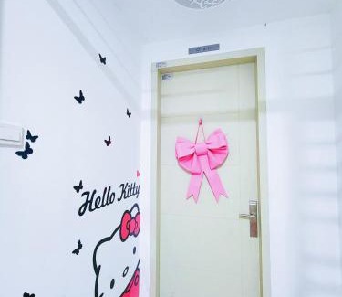 Puchong Apartment | Puchong HELLO KITTY Fully Air-Con Suite 47130 Puchong Selangor