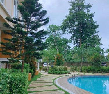 Puerto Princesa City Centre Apartment | Puerto Princesa Palawan Queen Bed Studio with Pool, Gym, Security, View