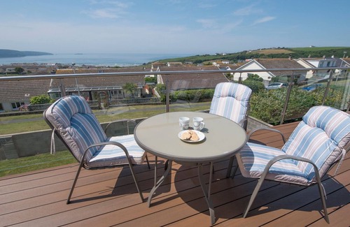 Broad Haven House | Puffin Patch, Holiday Home Broad Haven, Sleeps 6, 3 bedrooms, bathrooms