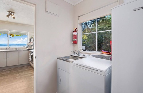 Mount Ruapehu Ski Area Cottage | Pukawa Country Lodge - Pukawa Bay Holiday Home