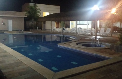 Setor Lagoa Quente House | PUNTA CALDAS > CASA 8 > R$686/CASA/NOITE > ACOMODA 10