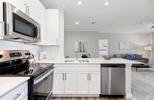 McDowell Mountain Apartments Apartment | Pure Suites 2 Bed Scottsdale McDowell Gym Pool