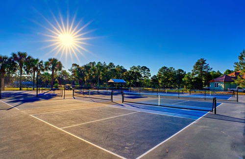 Carrabelle Villa | Putting Green Paradise
