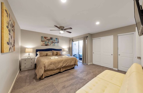 Pima Meadows House | PVT backyard w Gated Pool & BBQ, Dog Friendly, WIFI, Close to ASU, 101 Freeway & Old Town Scottsdale