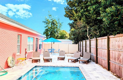 Kiska Beach House | Pvt Pool, 4-bdr Sleeps 12 . 5 minutes from 30a, n