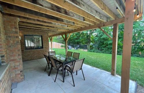 Rosemount House | Pvt room with ensuite luxury bathroom near Waterloo airport