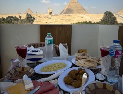 Giza Hotel | Pyramids On The Spot View