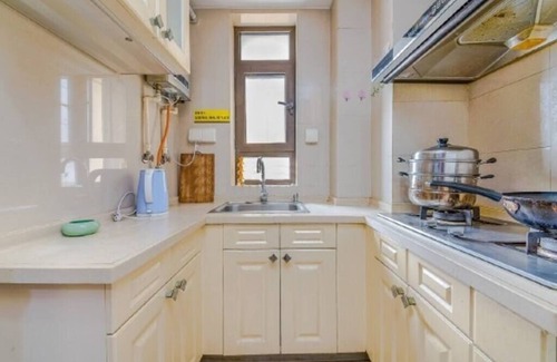 Huangdao Apartment | Qingdao Ryan Apartment with Sea View