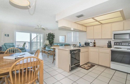Indian Shores Apartment | Quaint 2 Bedrooms, 2 Bathrooms, Sleeps 4 On the beach with pool 2nd floor views