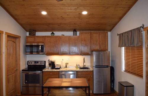 Cannonville Cabin | Quaint and spacious cabin in the heart of Bryce Canyon Country