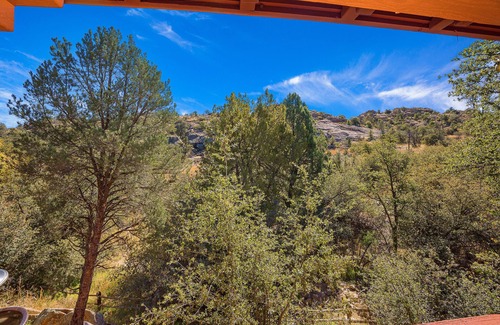 Prescott Cabin | Quaint Cabin With Spectacular Views Of The Granite Dells, Great Hiking/Kayaking!