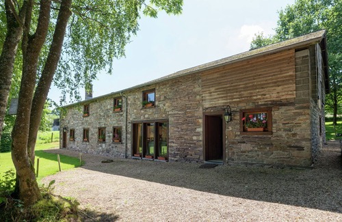 Lierneux Cottage | Quaint Cottage In Jevigné with Terrace