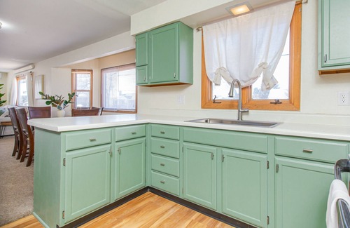 Rapid City House | Quaint, Cozy Duplex Stay in Rapid City