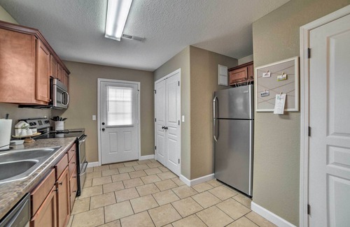 Murray Apartment | Quaint Family Home Near Downtown Murray & MSU